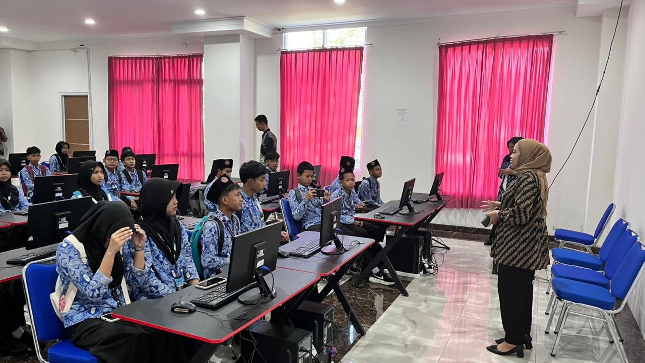 Politeknik Madyathika Purbalingga